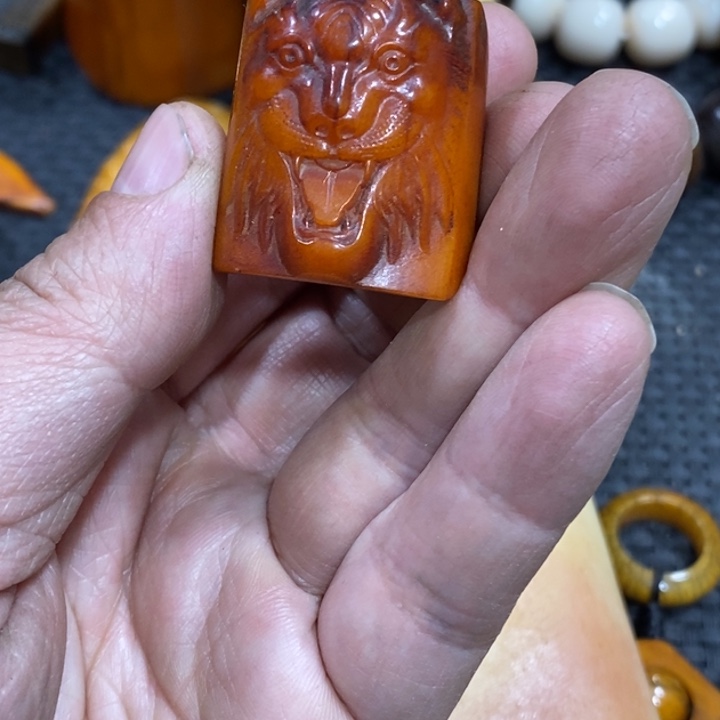 滴血莲花菩提吊坠