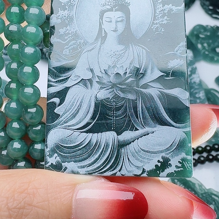 颈饰未镶嵌翡翠多样性发其一