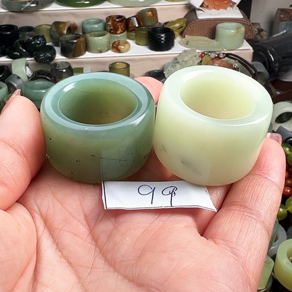 【闪购商品】合金蛇纹石玉戒指静*思