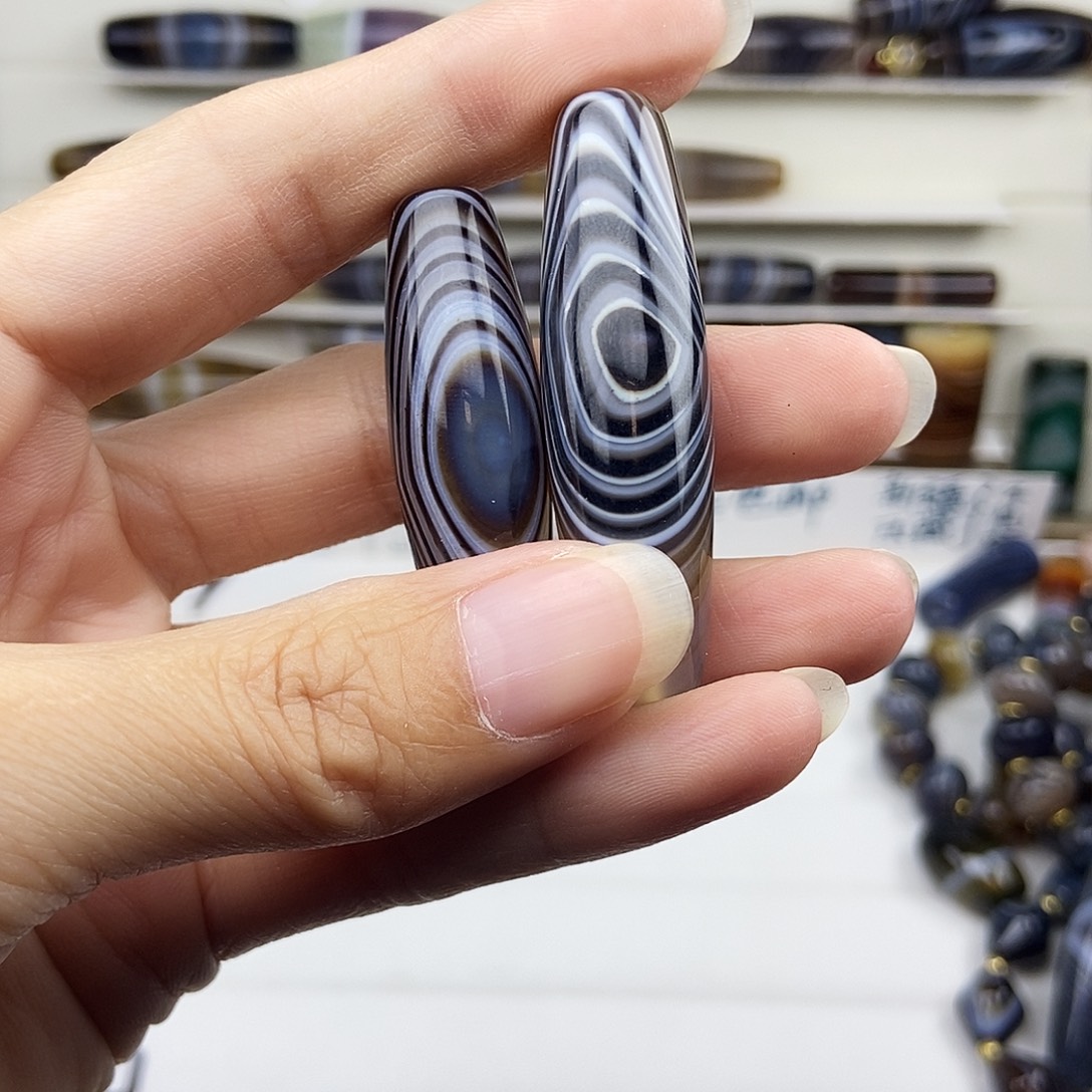 青***人玛瑙/玉髓未镶嵌颈饰