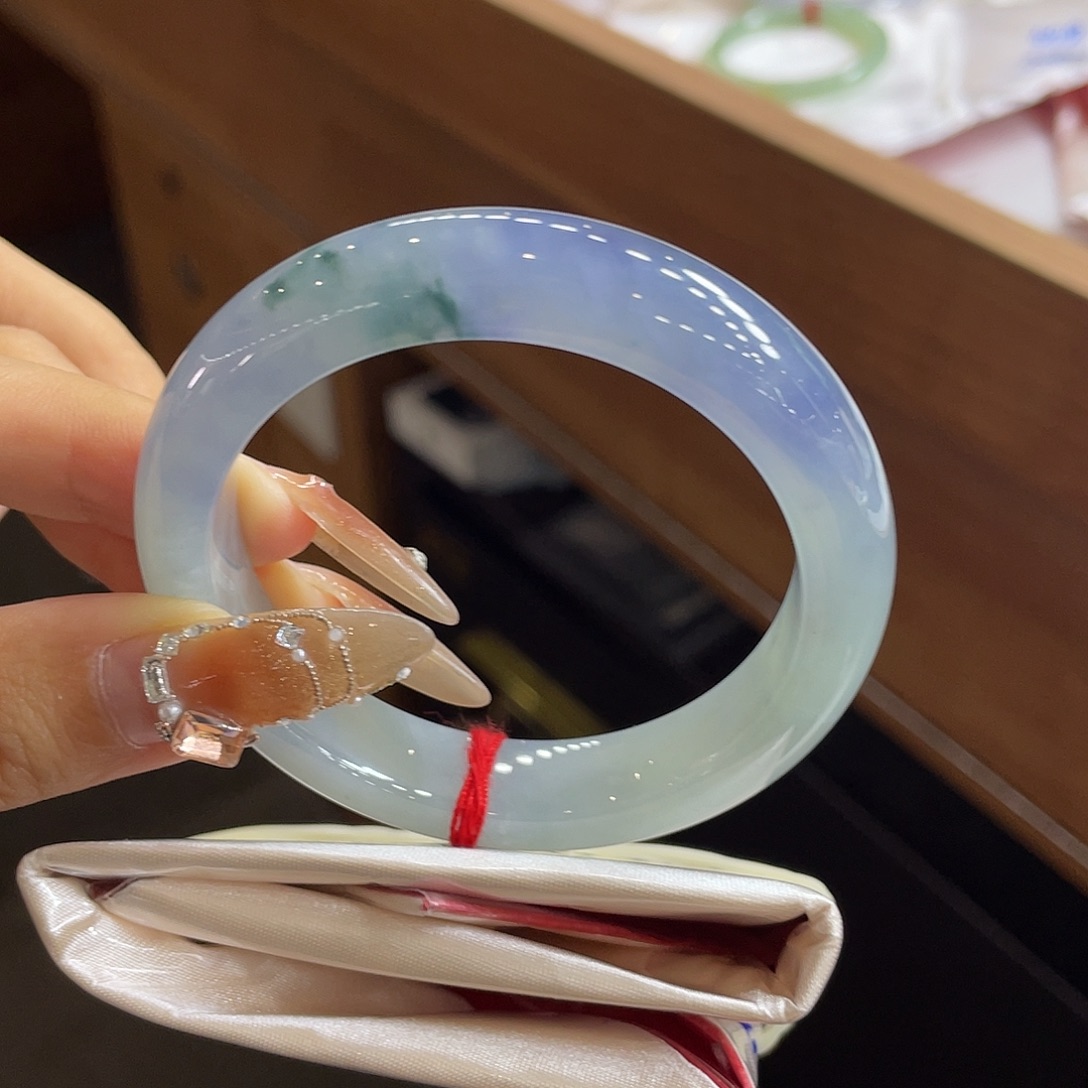 翡翠未镶嵌手镯28号