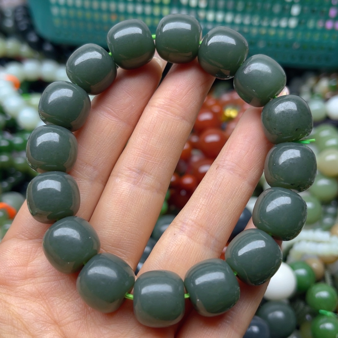 手链未镶嵌和田玉