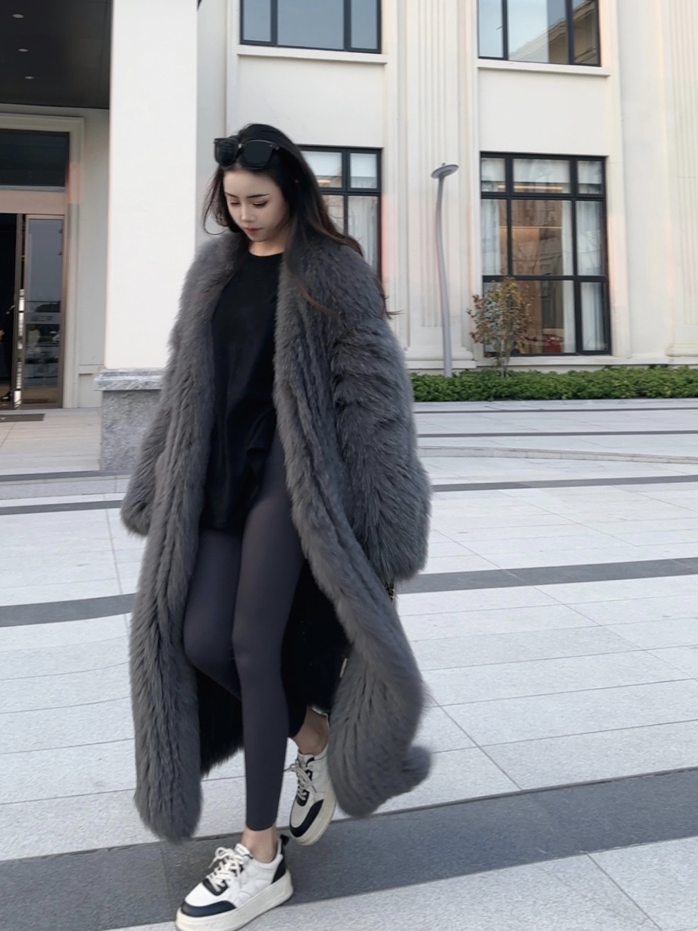 简赫本“大女主“长款阔版宽松显瘦气质草草外套