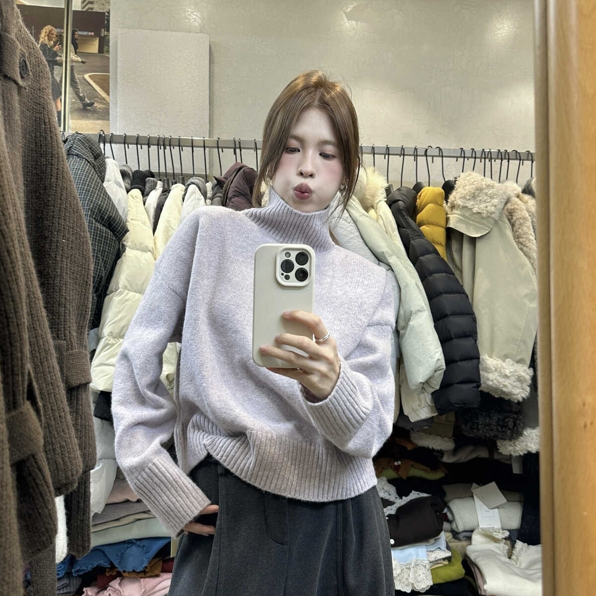 简约日常半高领慵懒保暖毛衣 