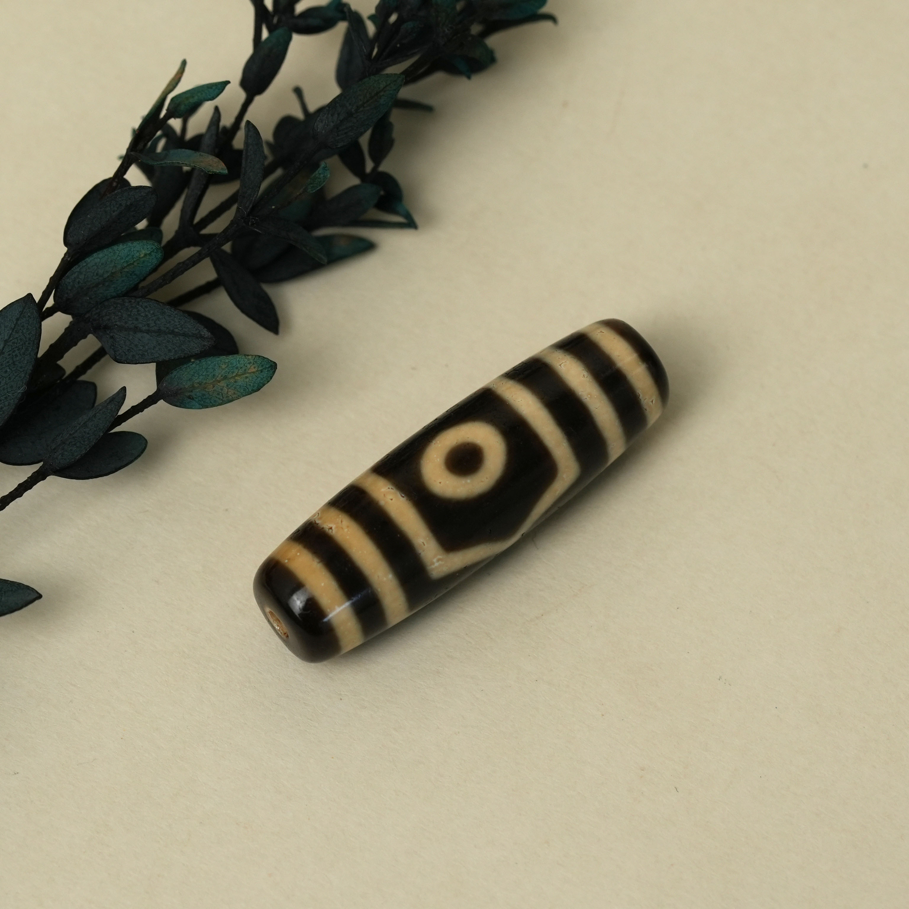 【妤妹来了】精品牙黄宝盖三眼-YM27