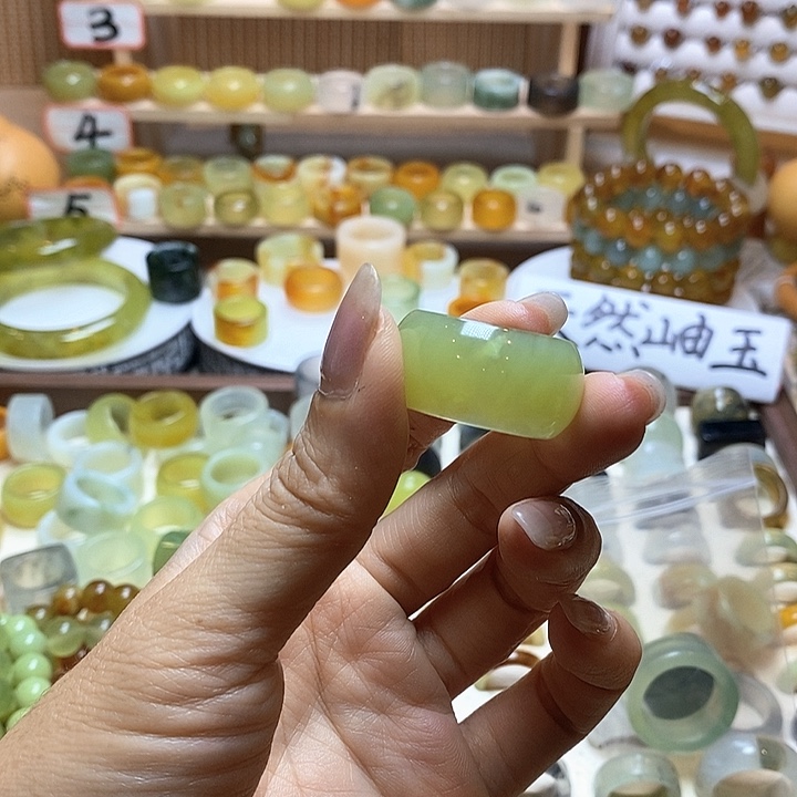 *****未镶嵌岫玉戒圈岫玉精品指环内径 21.2