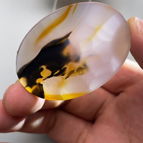 玛瑙/玉髓颈饰未镶嵌泽*