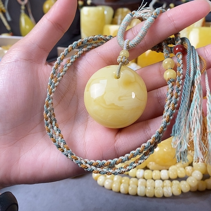 琥珀未镶嵌裸石公主扣