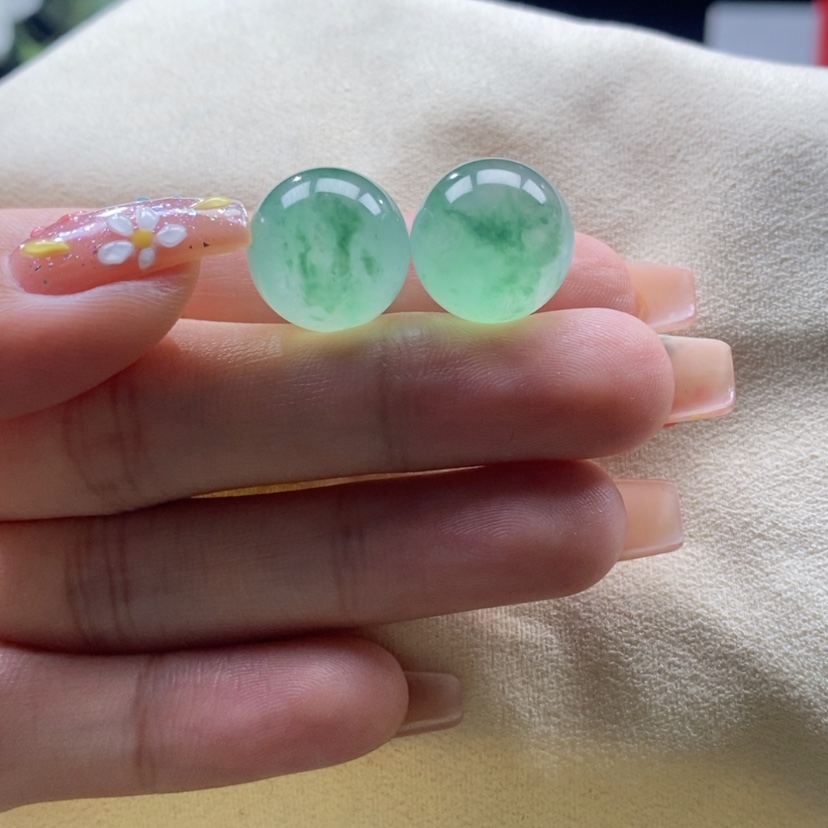 【闪购商品】翡翠颈饰未镶嵌【多样性发货只发一】冰绿飘花珠卡15