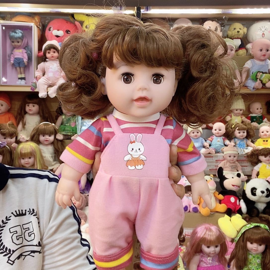 塑料软糖胶娃娃玩具