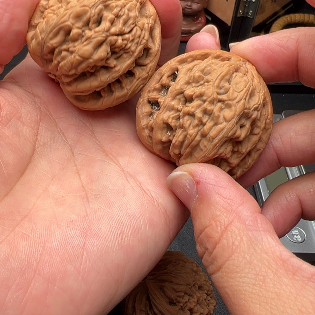 文玩核桃把件@***旬虎头王43