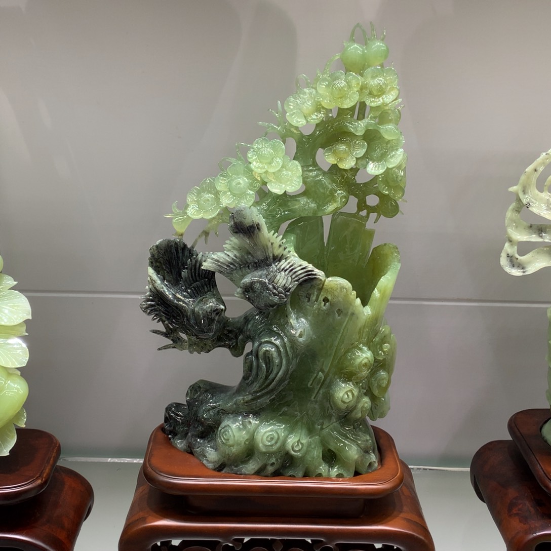 蛇纹石玉（覆膜）珠宝奇石未镶嵌已*置