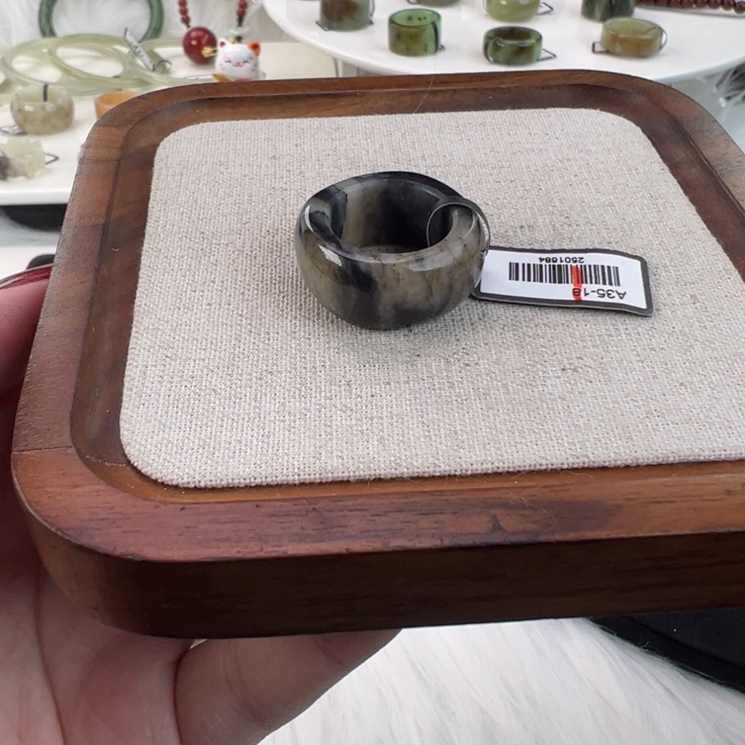 和田玉未镶嵌戒指w5青花方圆16.7不退换