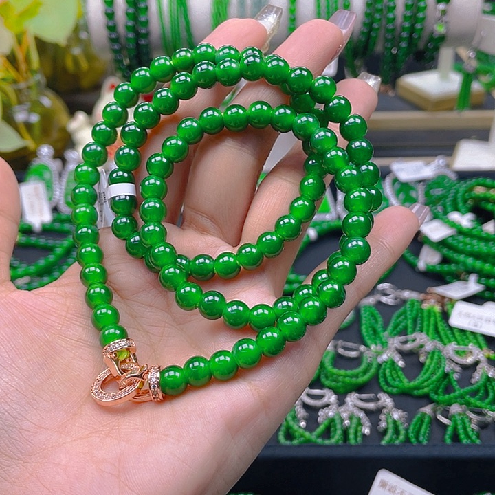 翡翠颈饰未镶嵌静**禅高冰阳绿卡7