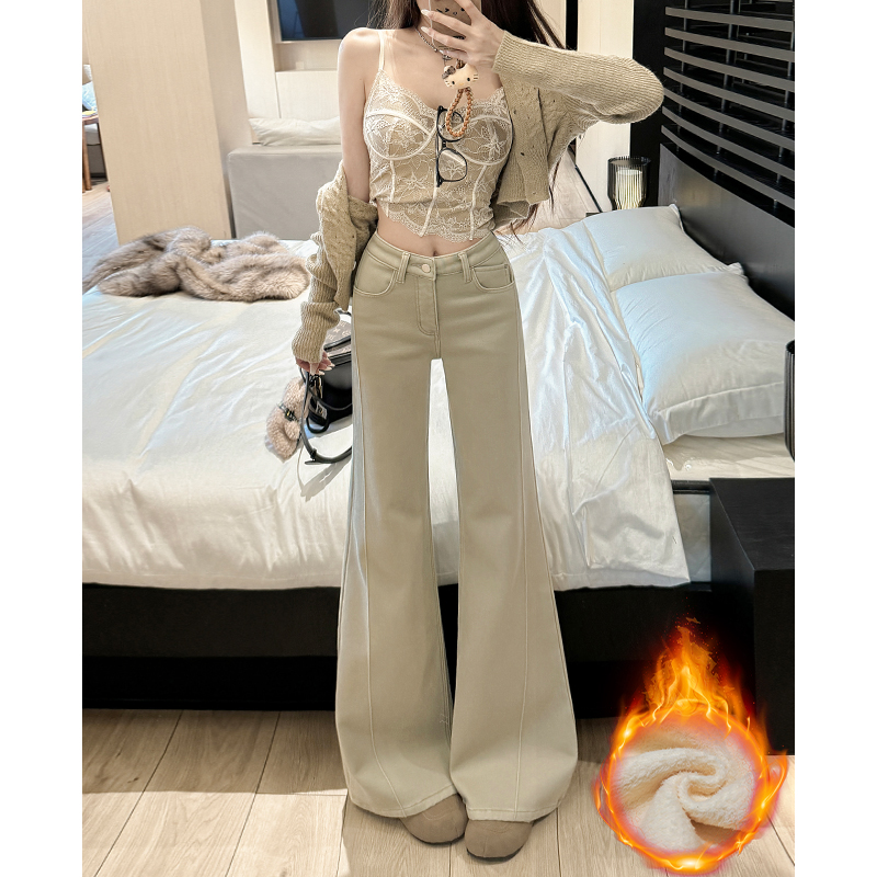 浅卡其喇叭牛仔裤女2025秋冬新款加绒高腰显瘦百搭时尚微喇裤子