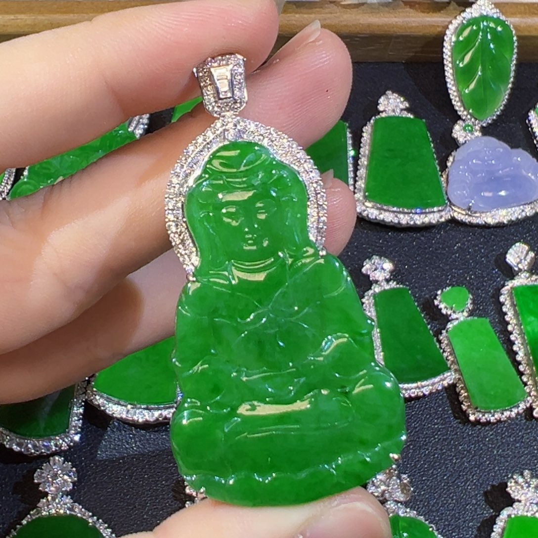 翡翠18K金镶嵌吊坠(不含链)