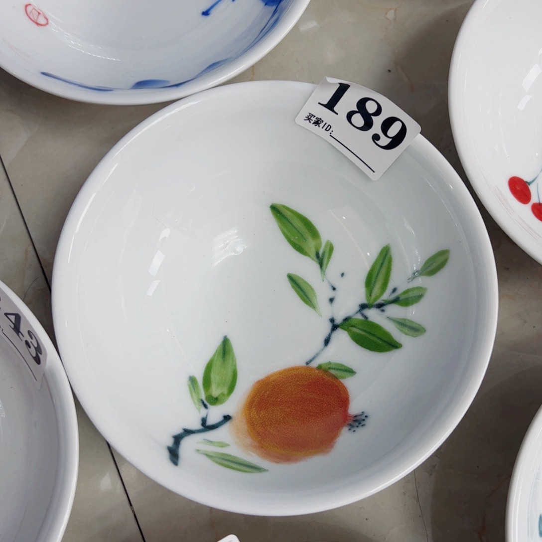 景德镇陶瓷手工手绘制作