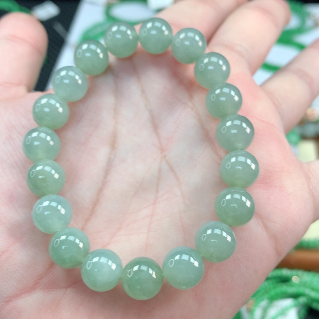 翡翠手链未镶嵌翡翠