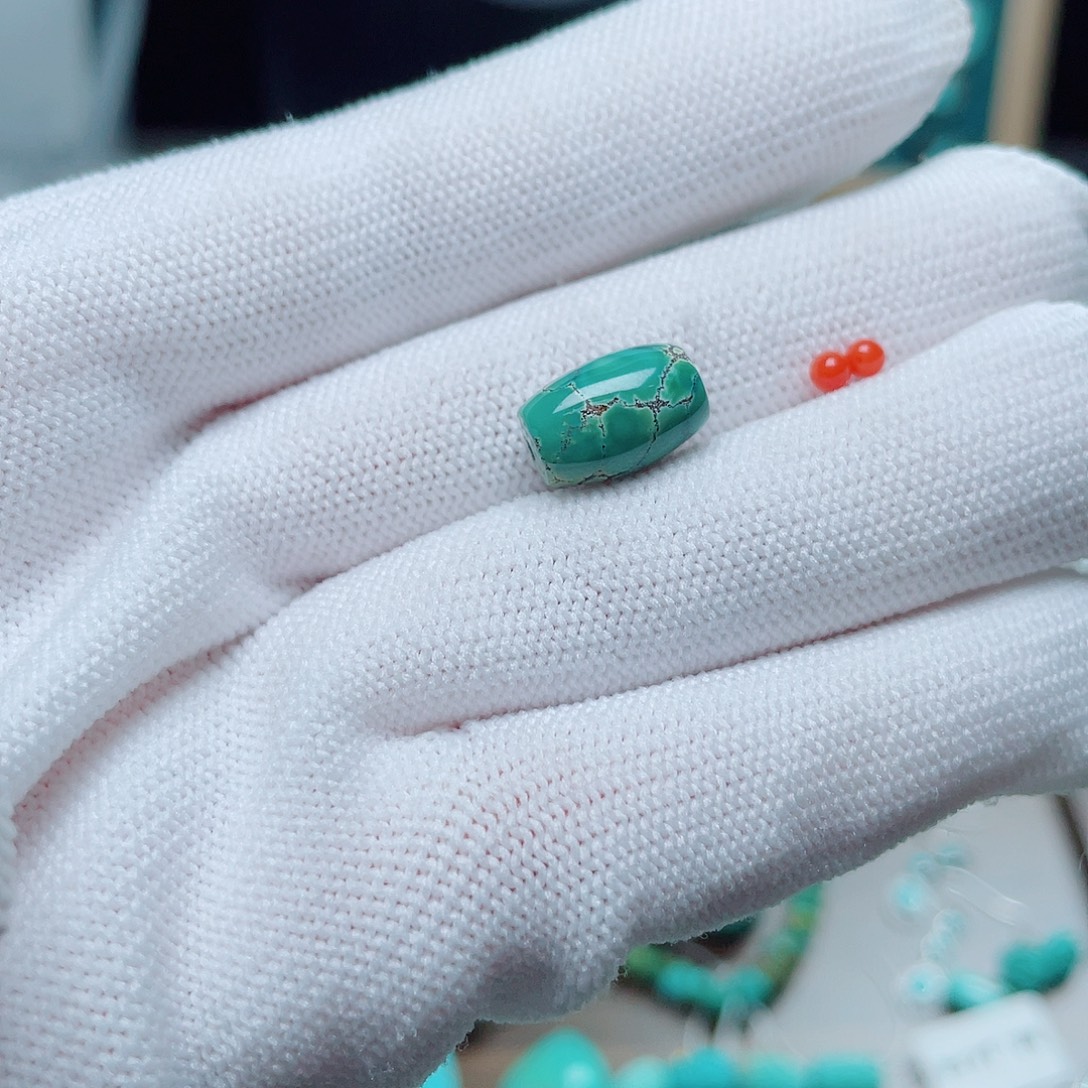 未镶嵌南红玛瑙珠宝奇石