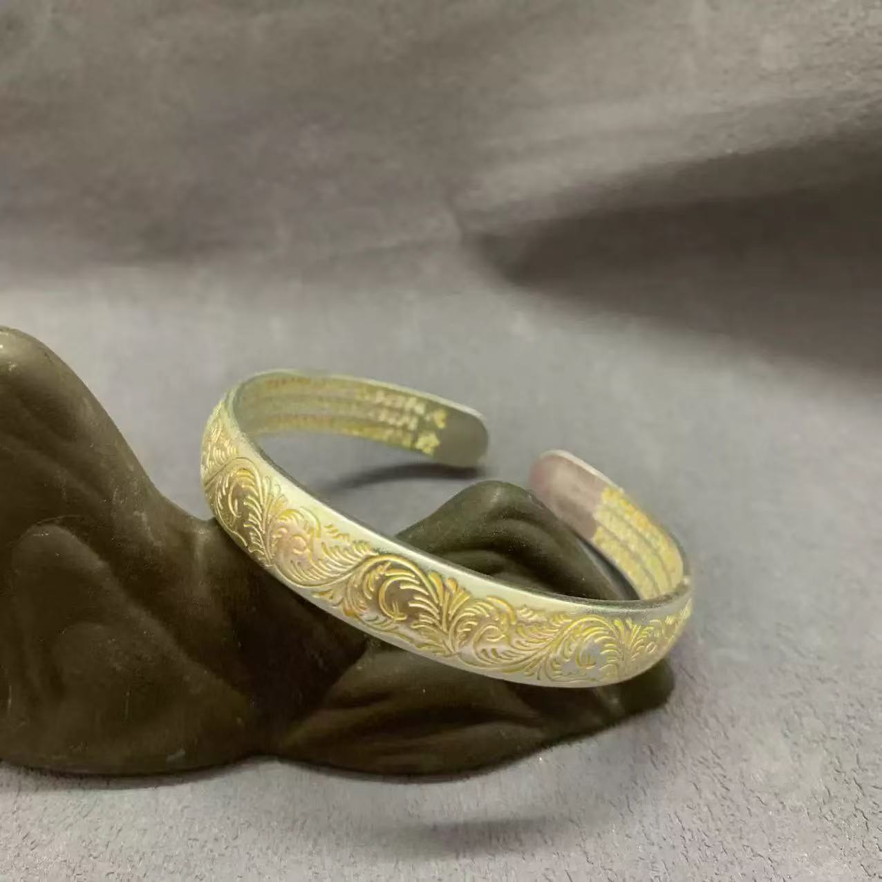 【楠姐专享】描金新中式卷唐草纹开口心经手镯活口