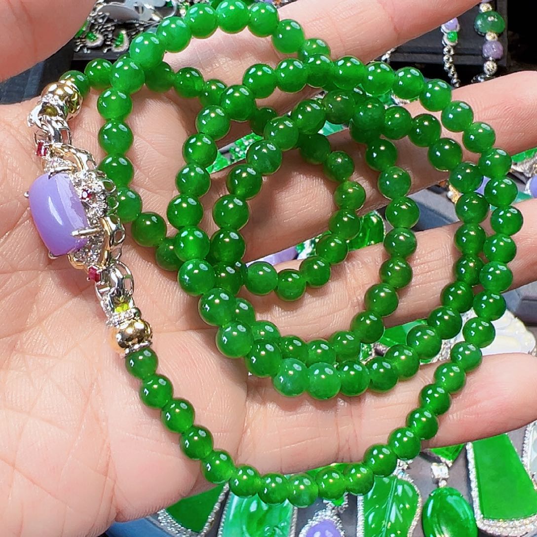 翡翠颈饰18K金镶嵌签收后24小时鉴赏期