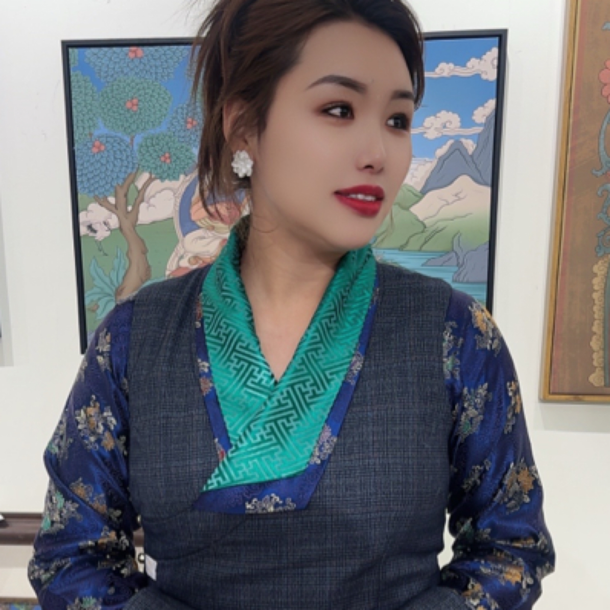 吾拉雅藏式新款藏装定制款系列