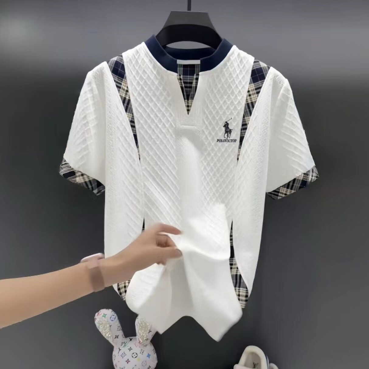 【高品质】夏季轻奢华夫格男士柔软亲肤细腻质感刺绣时尚短袖2501 