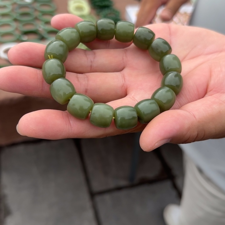 手链未镶嵌和田玉