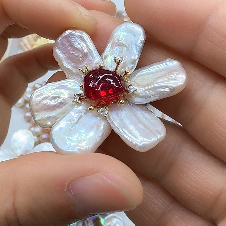 淡水珍珠胸饰银S925镶嵌