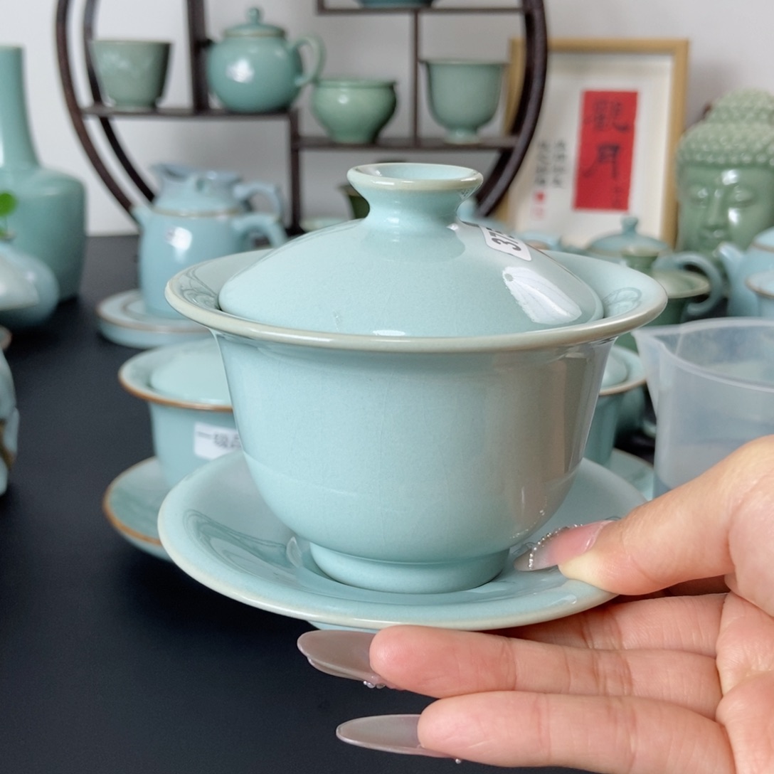 萤**光一级品天青元宝盖碗