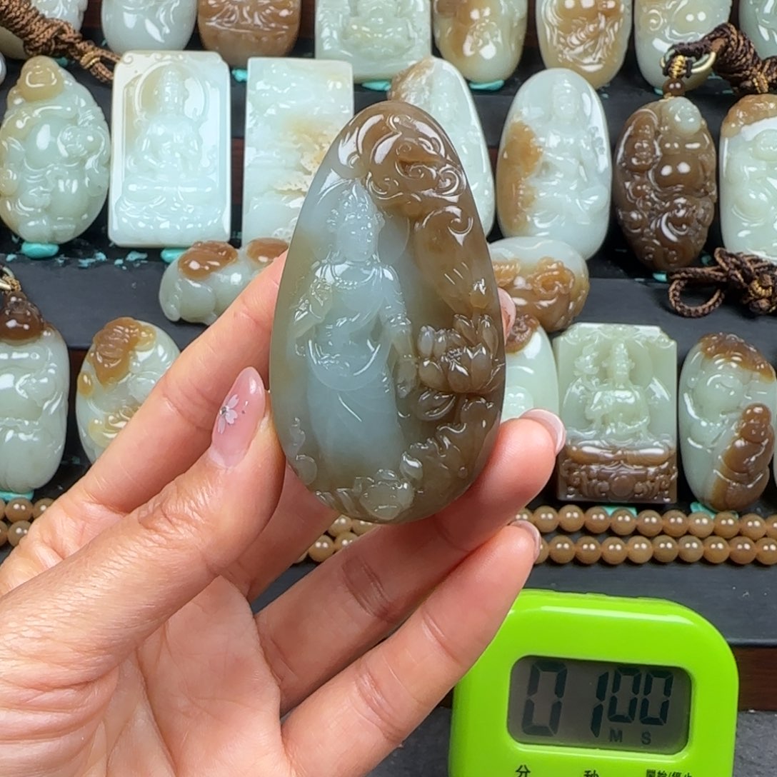 夜***沉和田玉未镶嵌挂件