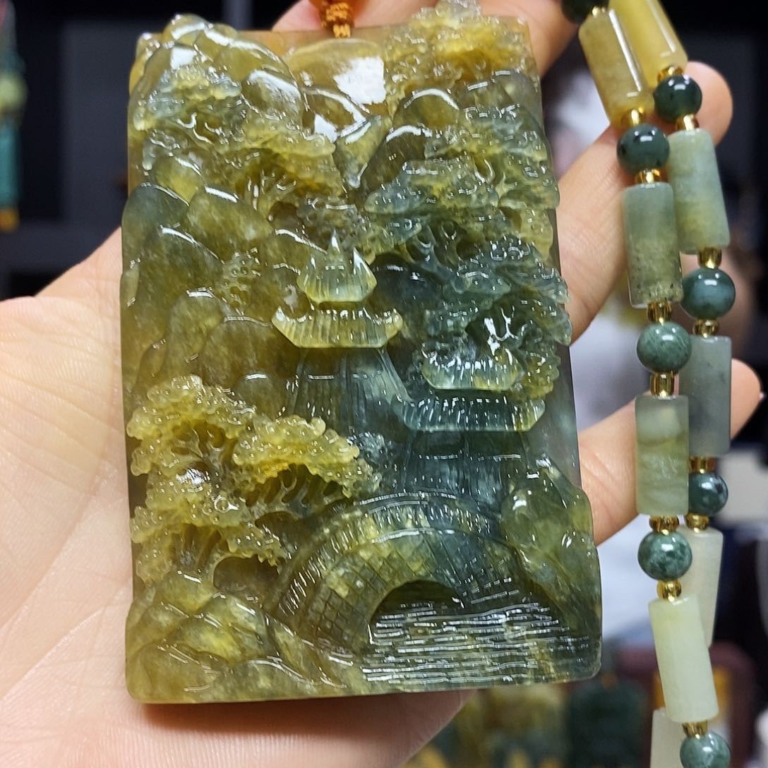 岫玉未镶嵌挂件吊坠