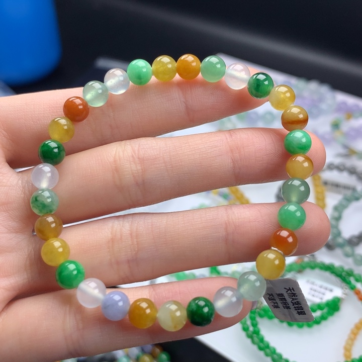 翡翠手镯未镶嵌卡