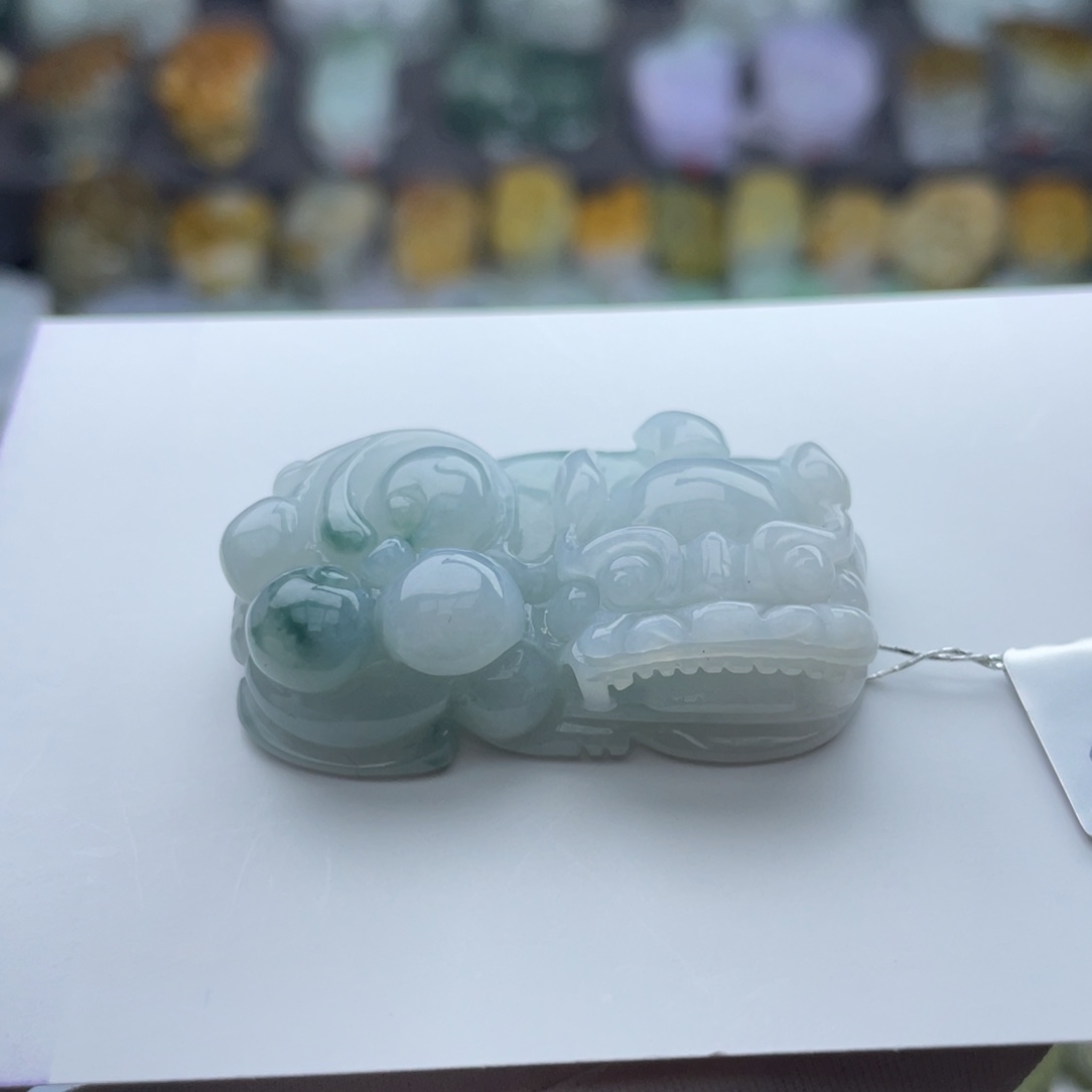 翡翠颈饰未镶嵌貔貅