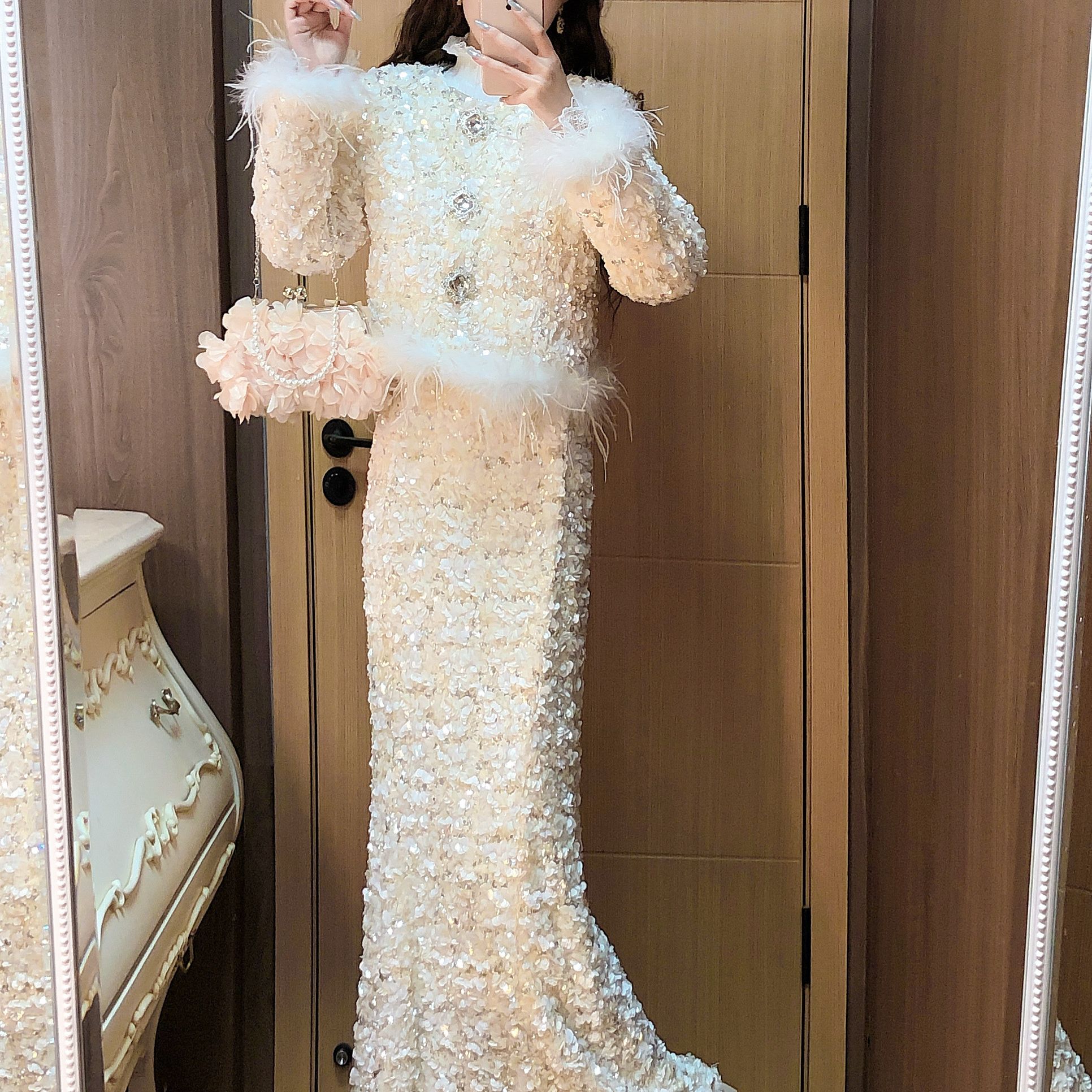 艾日秀套装高级感富家千金小香秋冬短外套复古时尚亮片款F1258