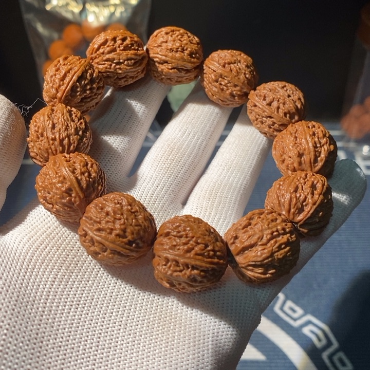 文玩核桃手串心**一…………