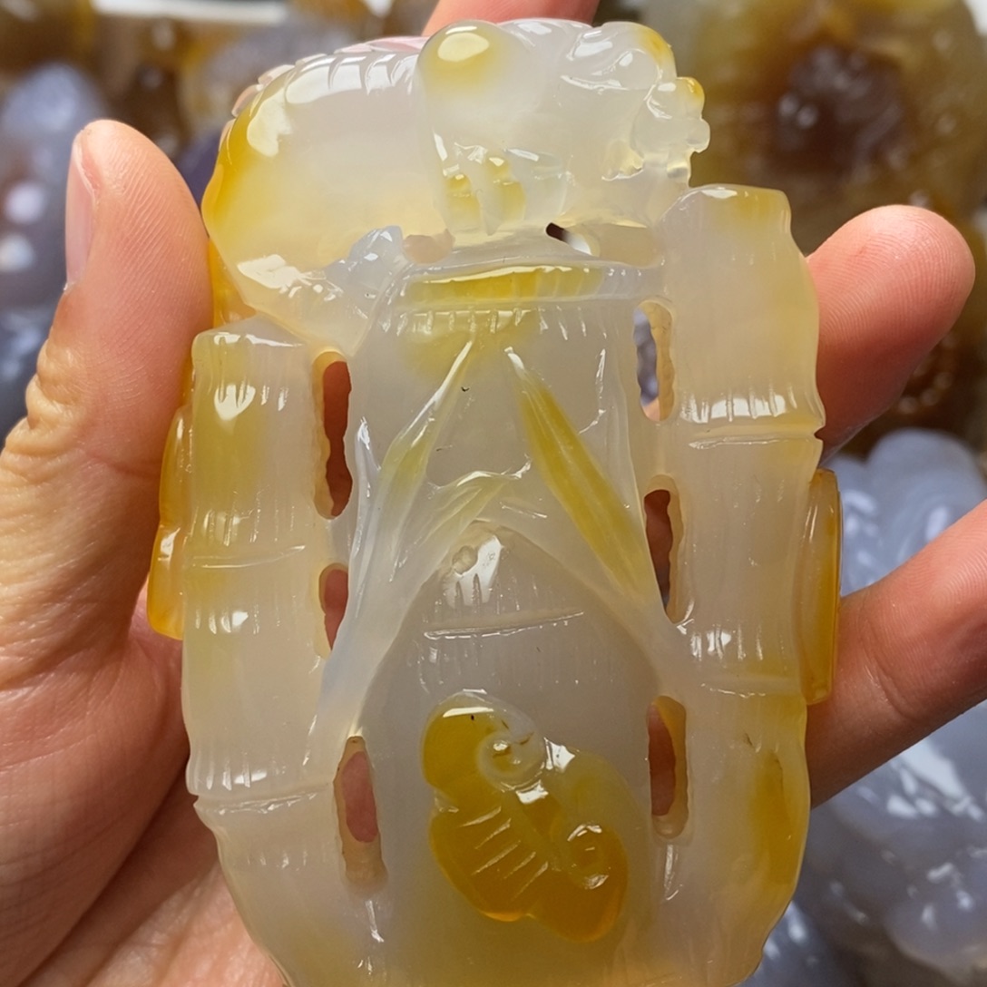 玛瑙/玉髓未镶嵌把件