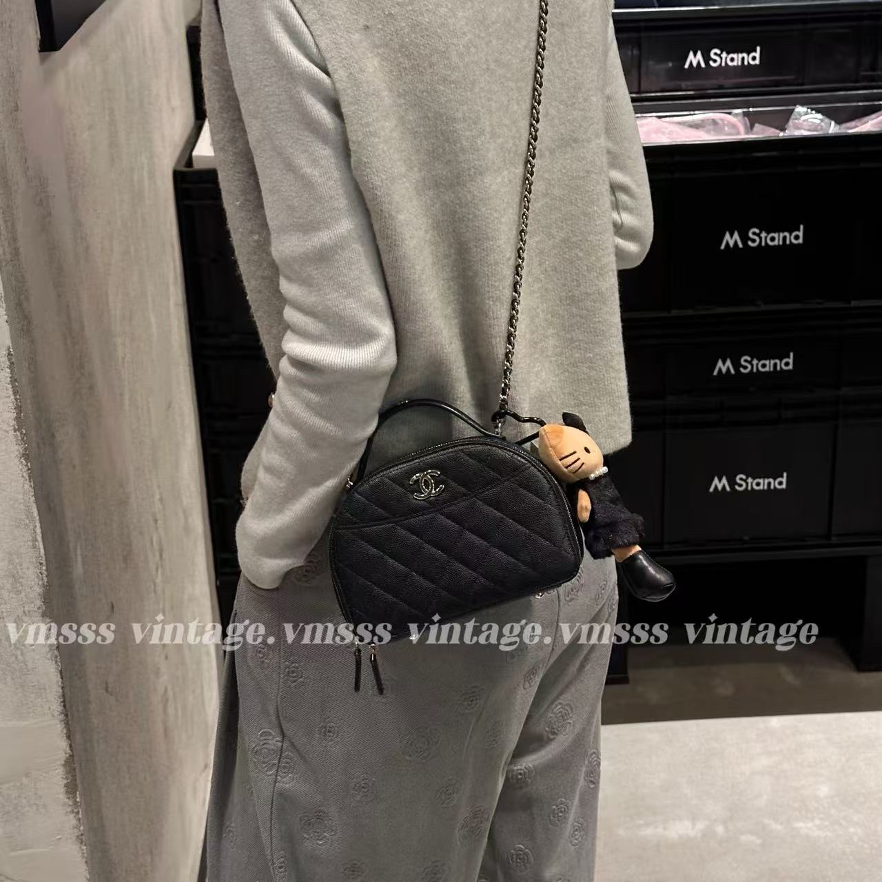 未使用 Chanel/香奈儿 25年4月 25C保龄球黑色牛皮单肩包Q套98511