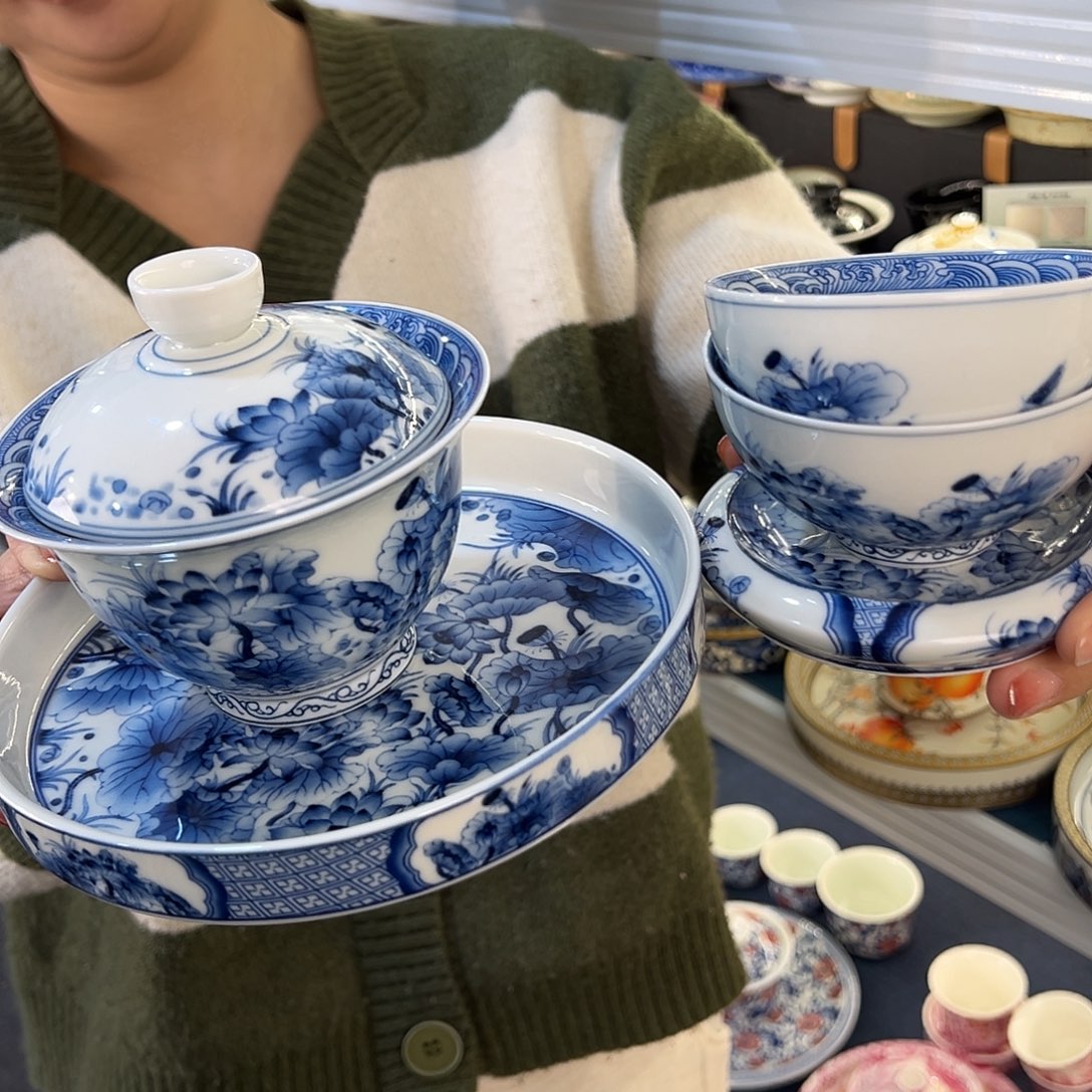 盖碗很漂亮我很喜欢