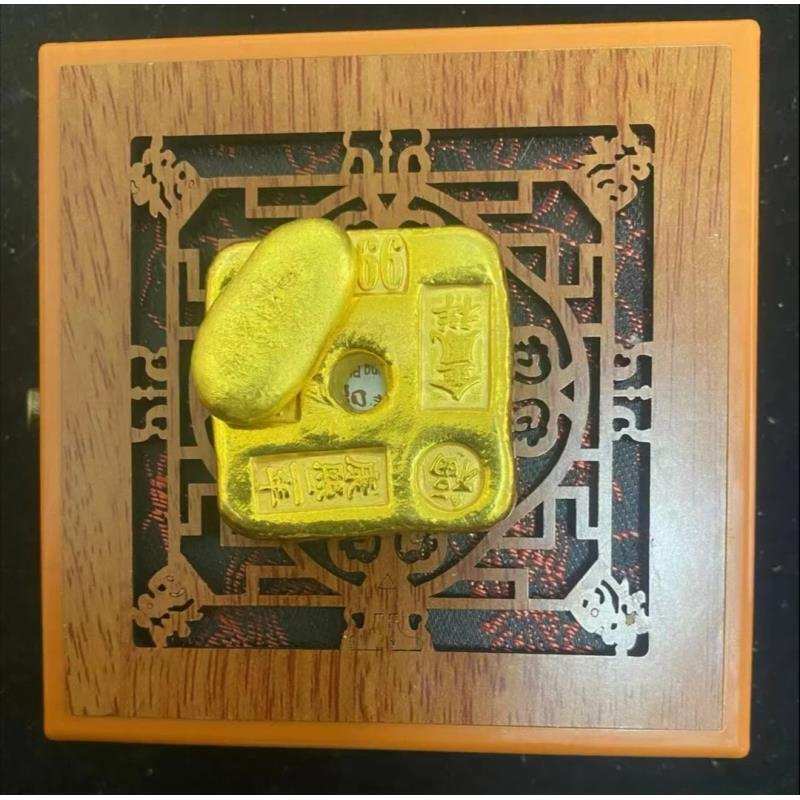 {炉内提纯}复古四方刻字装饰摆件 约100克