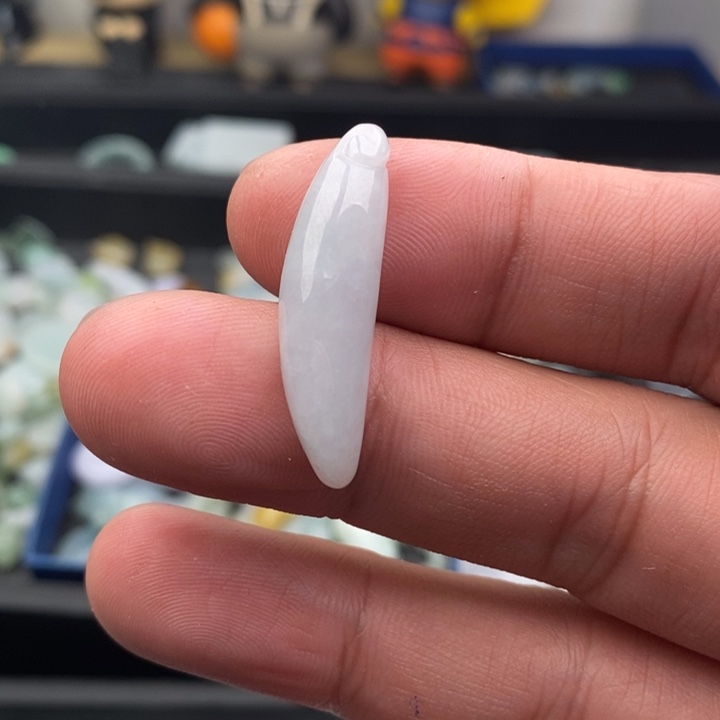 W****翡翠未镶嵌吊坠(不含链)