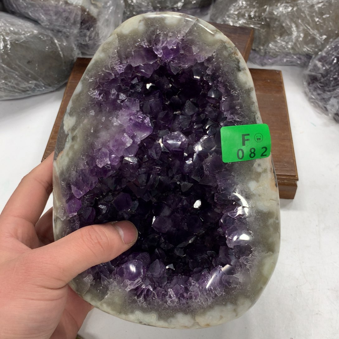 紫晶大型摆件（非配饰）未镶嵌脆***饼
