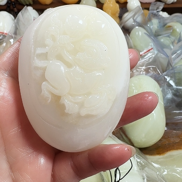 海***斌砖雕石头手把件不退不换