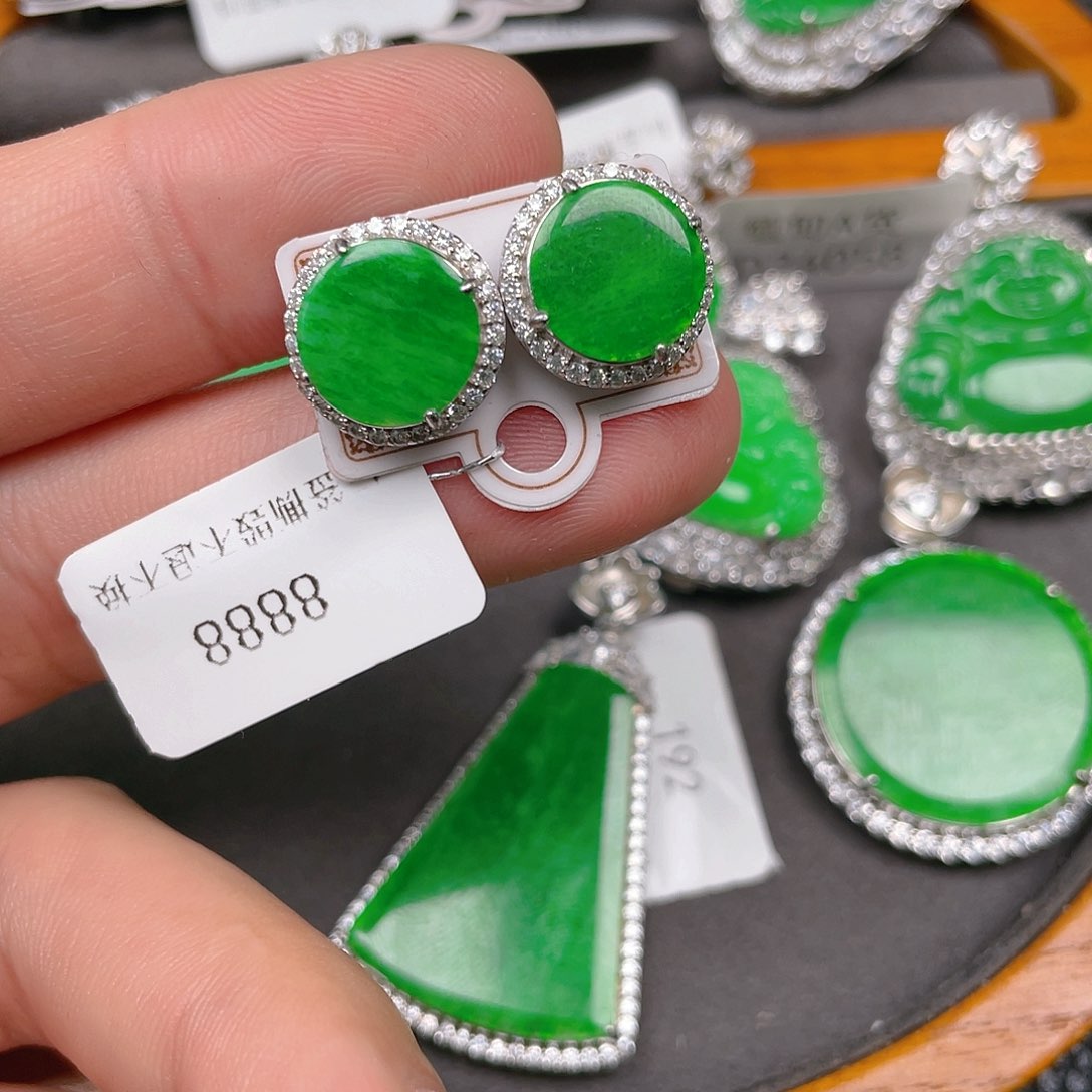 【闪购商品】翡翠吊坠(不含链)银S925镶嵌