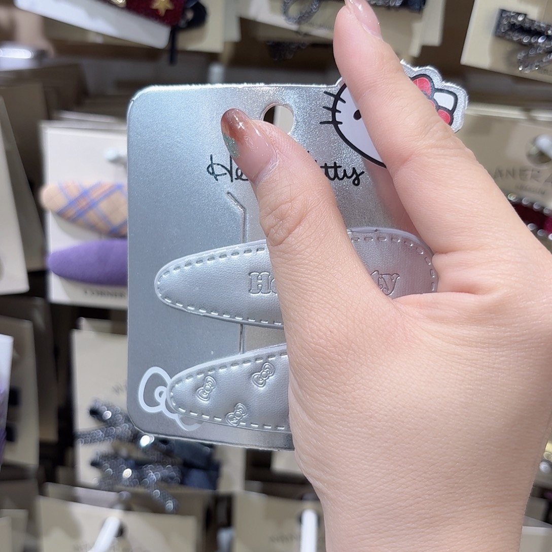 皮质铁合金小猫拜拜