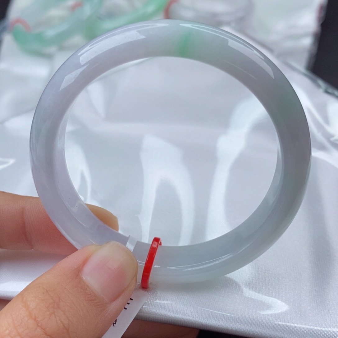 翡翠手镯未镶嵌5152圈