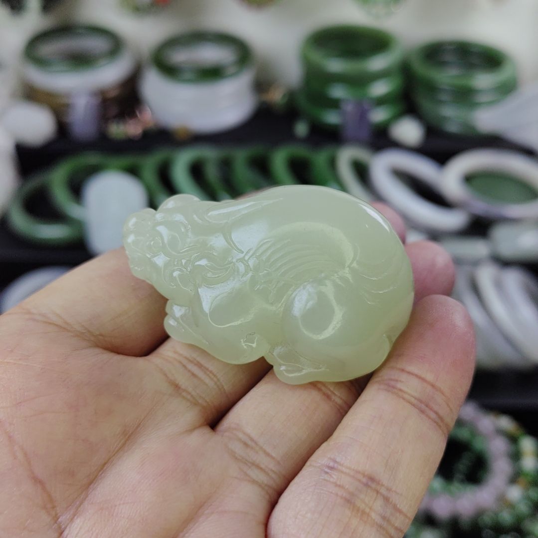 和田玉颈饰未镶嵌