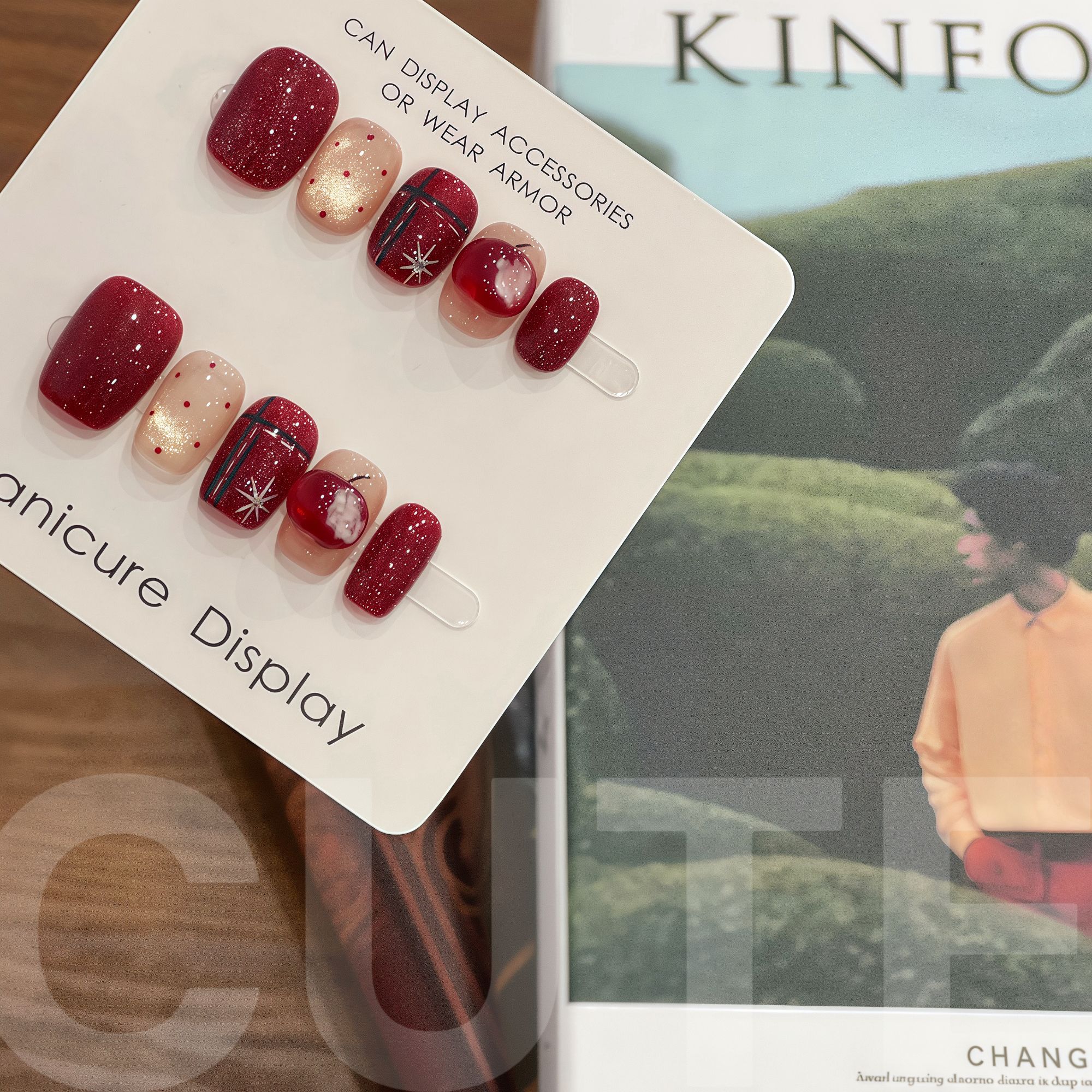 【圣诞雪夜】酒红跳色波点猫眼短款可爱穿戴贴片美甲显白百搭