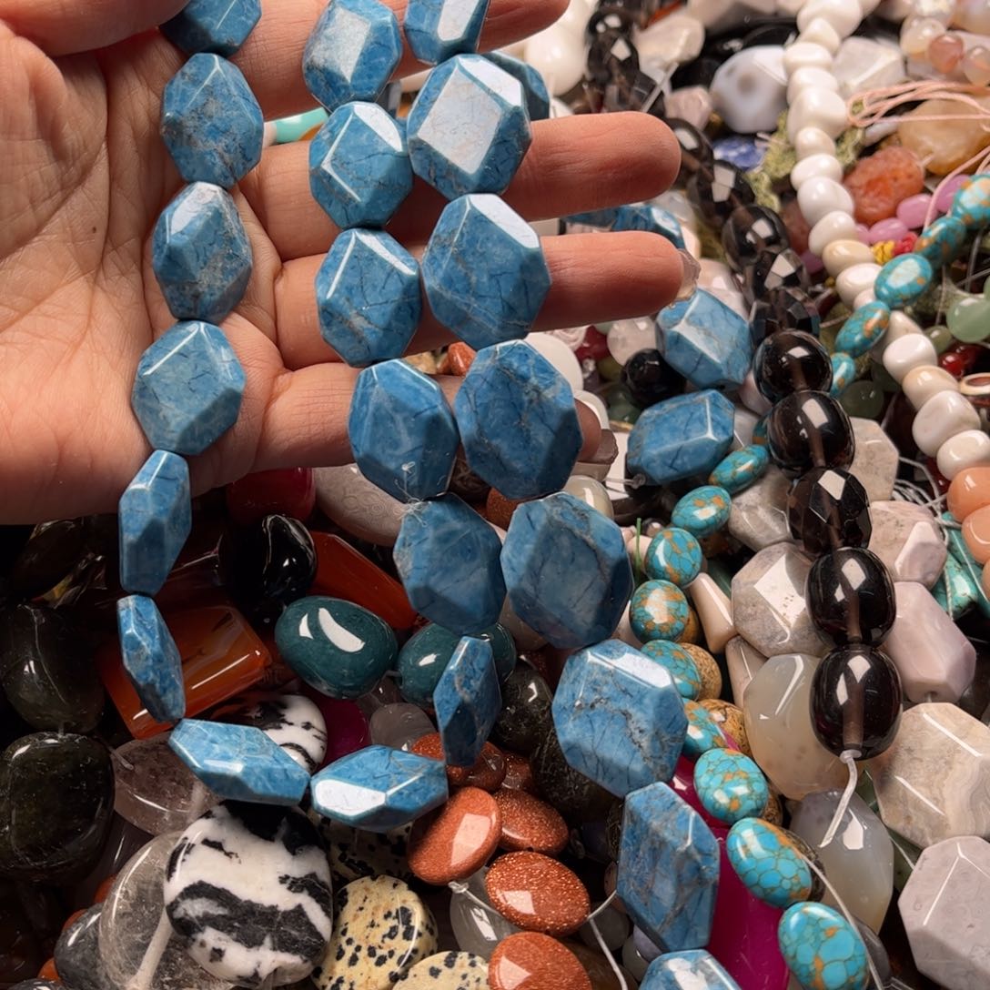 石英质玉珠宝奇石未镶嵌图