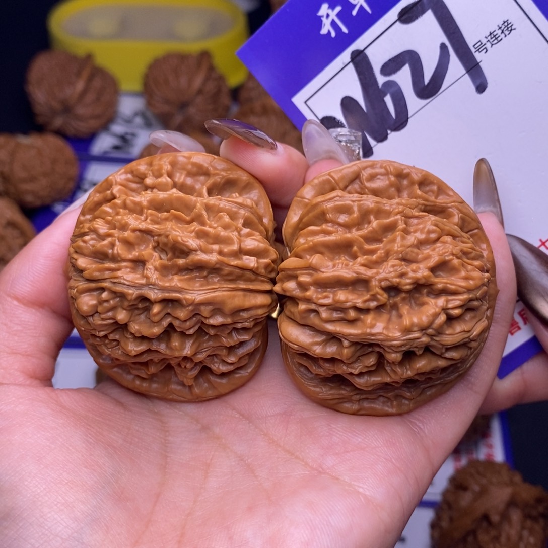 吊坠文玩核桃W627链接 四座楼48尺